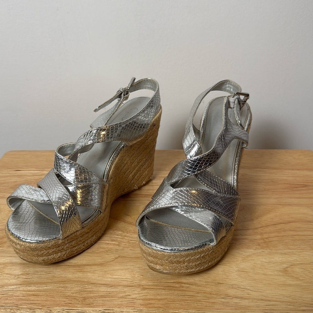 Cato Metallic Silver Snakeskin Wedges size 8.5